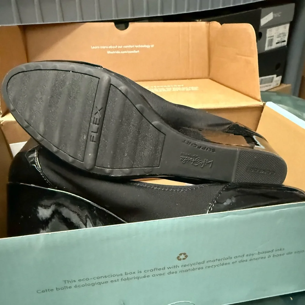 Lifestride Juliana‎ wedge pump stretch new 11